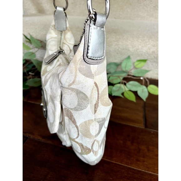 Coach cream, tan, gold and silver canvas handbag - Picture 3 of 8